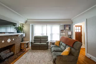 932 N 68th St, Wauwatosa, WI 53213 - Photo 25