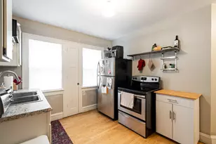 932 N 68th St, Wauwatosa, WI 53213 - Photo 13