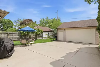 1011  Russet St, Racine, WI 53405 - Photo 27