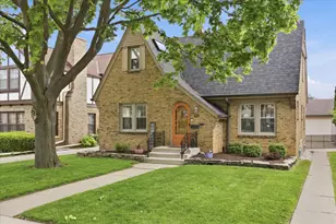 1011 Russet St, Racine, WI 53405 - Photo 1
