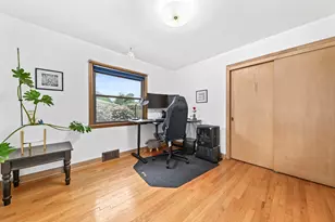 4447 W Midland Dr, Milwaukee, WI 53219 - Photo 17
