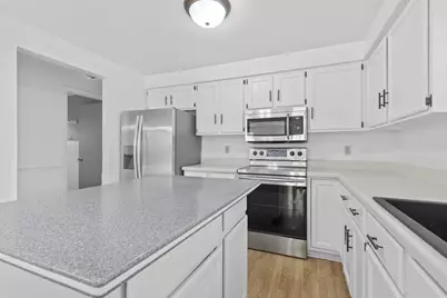 617 N 28th St, Sheboygan, WI 53081 - Photo 13