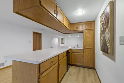617 N 28th St, Sheboygan, WI 53081 - Photo 29