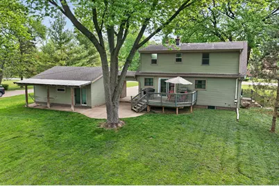 8409 S 35th St, Franklin, WI 53132 - Photo 29