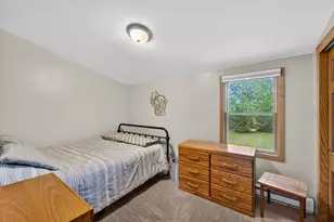 8409 S 35th St, Franklin, WI 53132 - Photo 15