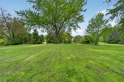 8409 S 35th St, Franklin, WI 53132 - Photo 23