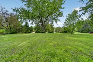 8409 S 35th St, Franklin, WI 53132 - Photo 23