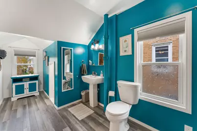 3232 N 79th St, Milwaukee, WI 53222 - Photo 15