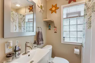 3232 N 79th St, Milwaukee, WI 53222 - Photo 11