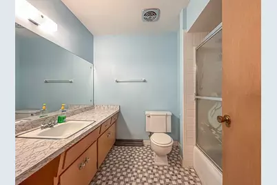 3150 S Ventura Dr, New Berlin, WI 53151 - Photo 21