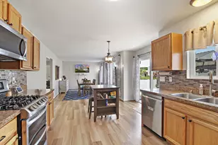11404 65th St, Kenosha, WI 53142 - Photo 9
