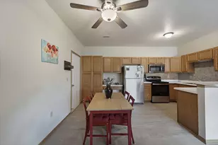 6884 S Rolling Meadows Ct, Oak Creek, WI 53154 - Photo 7