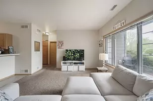 6884 S Rolling Meadows Ct, Oak Creek, WI 53154 - Photo 5