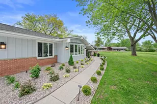 850 Janacek Rd, Brookfield, WI 53045 - Photo 3