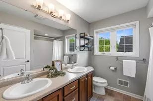 N72W7763 Harvest Ln, Cedarburg, WI 53012 - Photo 33