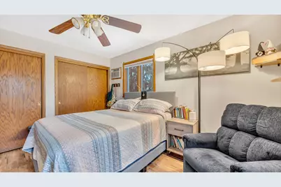 851  Linden St, Cleveland, WI 53015 - Photo 17