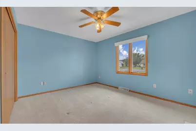 519  Sarah Dr, Fond du Lac, WI 54935 - Photo 11