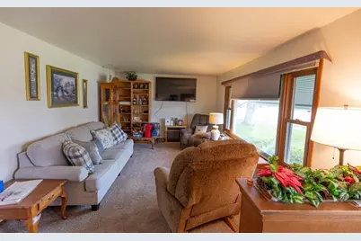 3410 S 10th Pl, Sheboygan, WI 53081 - Photo 3