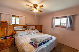 3410 S 10th Pl, Sheboygan, WI 53081 - Photo 7