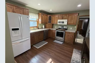 202  Lake St, Cascade, WI 53011 - Photo 9