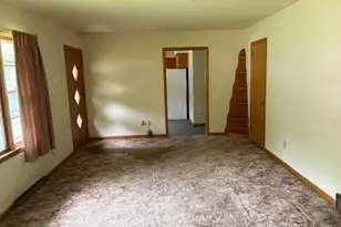 717 Cloute St, Fort Atkinson, WI 53538 - Photo 7