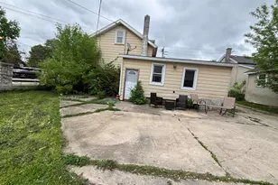 W164N9039 Water St, Menomonee Falls, WI 53051 - Photo 19