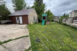 W164N9039 Water St, Menomonee Falls, WI 53051 - Photo 17