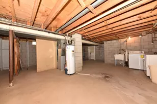 N87W17833 Shepherd Dr, Menomonee Falls, WI 53051 - Photo 19