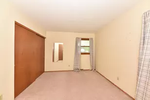N87W17833 Shepherd Dr, Menomonee Falls, WI 53051 - Photo 15