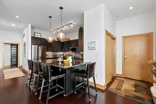 1111 N Marshall St, Milwaukee, WI 53202 - Photo 21