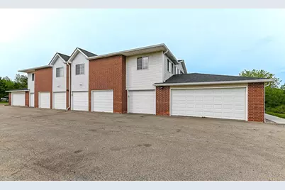 8200  Lexington Pl #12, Pleasant Prairie, WI 53158 - Photo 23