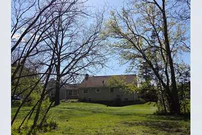 4120 S 124th St, Greenfield, WI 53228 - Photo 11