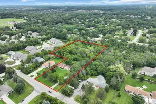 4120 S 124th St, Greenfield, WI 53228 - Photo 7