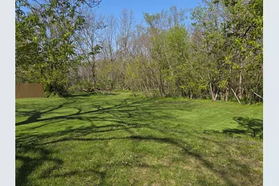 4120 S 124th St, Greenfield, WI 53228 - Photo 13