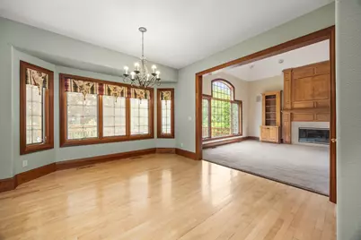 N52W16816  Oak Ridge Trl, Menomonee Falls, WI 53051 - Photo 11