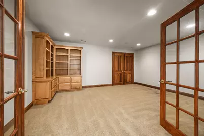 N52W16816  Oak Ridge Trl, Menomonee Falls, WI 53051 - Photo 25