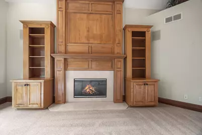 N52W16816  Oak Ridge Trl, Menomonee Falls, WI 53051 - Photo 5