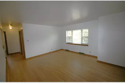 1950 S 98th St, West Allis, WI 53227 - Photo 19