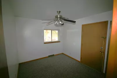1950 S 98th St, West Allis, WI 53227 - Photo 9