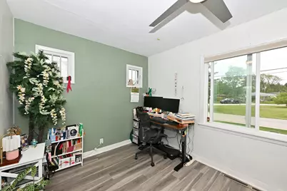 5949 S 31st St, Greenfield, WI 53221 - Photo 5