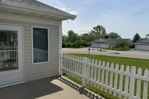 400 S Rice St, Whitewater, WI 53190 - Photo 25