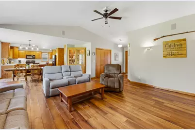 1616  Sandstone Ln, Howards Grove, WI 53083 - Photo 9