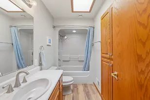 1616 Sandstone Ln, Howards Grove, WI 53083 - Photo 23