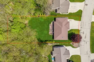 1616 Sandstone Ln, Howards Grove, WI 53083 - Photo 41