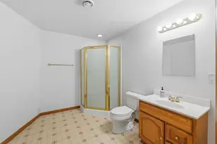1616 Sandstone Ln, Howards Grove, WI 53083 - Photo 29