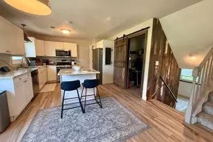 10226 W Steepleview Ln, Franklin, WI 53132 - Photo 5