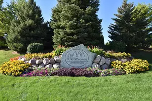2325 Caribou Ln, Grafton, WI 53024 - Photo 21