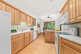 2325 Caribou Ln, Grafton, WI 53024 - Photo 13