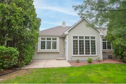 2325  Caribou Ln, Grafton, WI 53024 - Photo 25