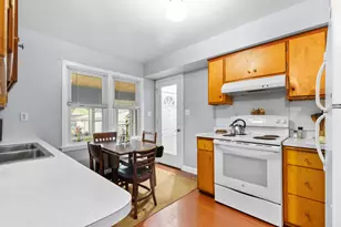 3834 S 14th St, Milwaukee, WI 53221 - Photo 9